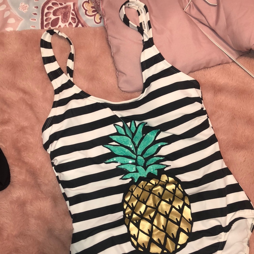 Super cute one piece